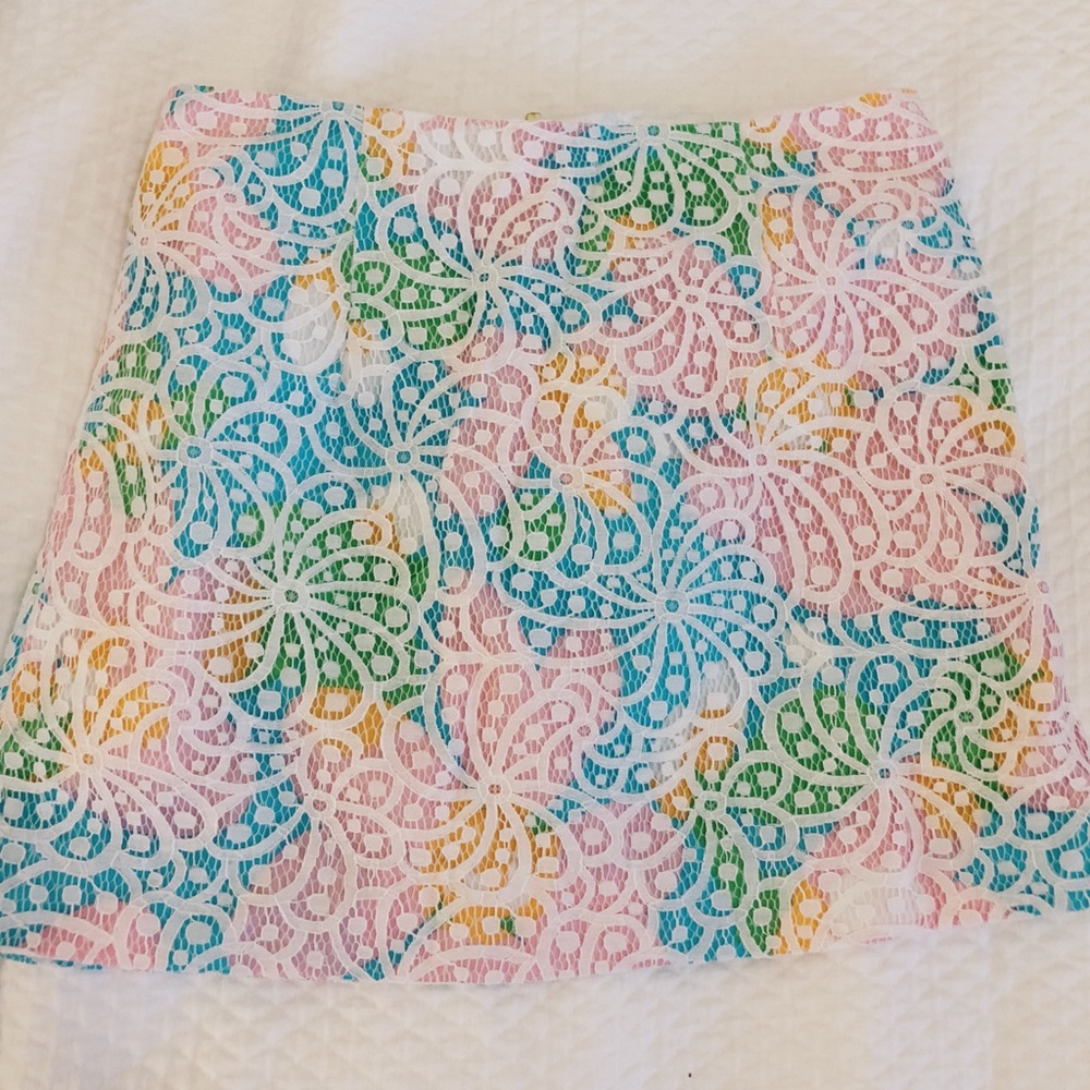• lilly pulitzer mini skirt •